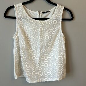 Flower 🌸 lace crop top
